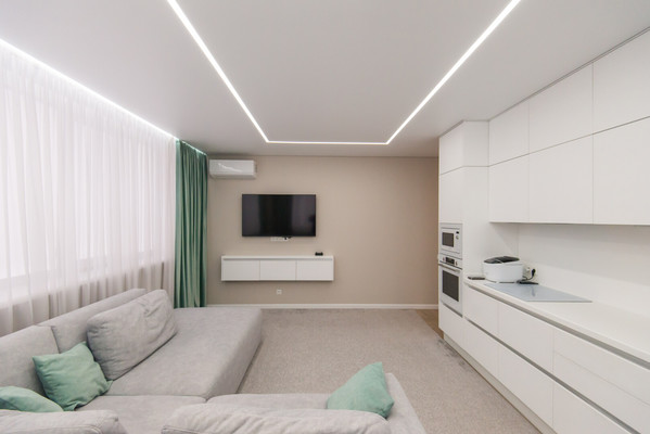 Продам трехкомнатную (3-комн.) квартиру, Комарова б-р, 20в/9а, Ростов-на-Дону г