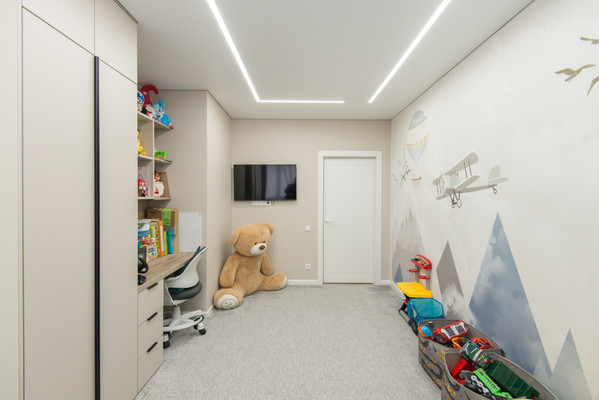 Продам трехкомнатную (3-комн.) квартиру, Комарова б-р, 20в/9а, Ростов-на-Дону г