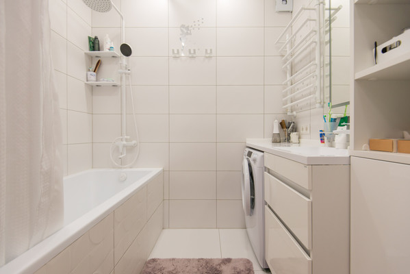 Продам трехкомнатную (3-комн.) квартиру, Комарова б-р, 20в/9а, Ростов-на-Дону г