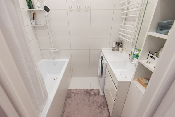 Продам трехкомнатную (3-комн.) квартиру, Комарова б-р, 20в/9а, Ростов-на-Дону г