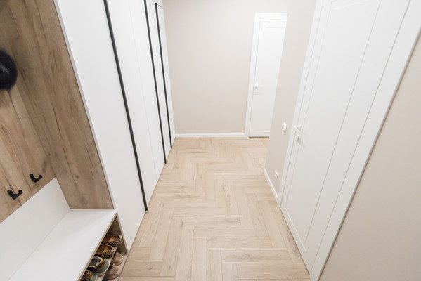 Продам трехкомнатную (3-комн.) квартиру, Комарова б-р, 20в/9а, Ростов-на-Дону г