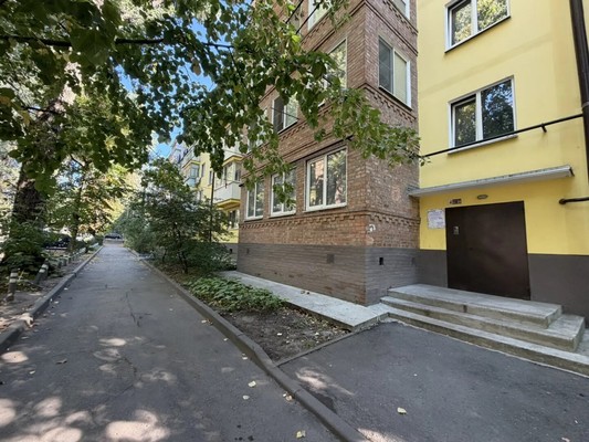 Продам однокомнатную (1-комн.) квартиру, Прогрессивная ул, 1, Ростов-на-Дону г