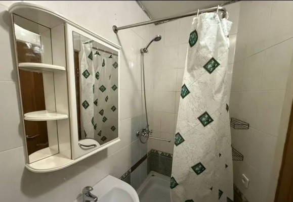Продам однокомнатную (1-комн.) квартиру, Кржижановского ул, 4А, Грэсовский пгт