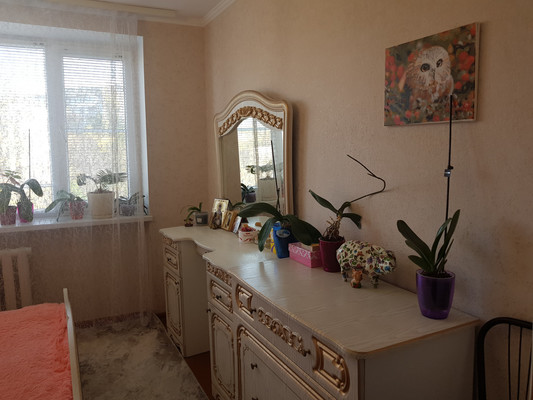 Продам трехкомнатную (3-комн.) квартиру, им. Матэ Залки ул, 5Б, Симферополь г