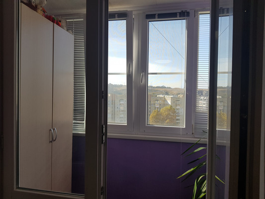 Продам трехкомнатную (3-комн.) квартиру, им. Матэ Залки ул, 5Б, Симферополь г