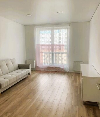 Продам двухкомнатную (2-комн.) квартиру, Орудийная ул, 32Б, Калининград г