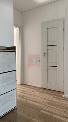 Продам двухкомнатную (2-комн.) квартиру, Орудийная ул, 32Б, Калининград г