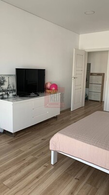 Продам двухкомнатную (2-комн.) квартиру, Орудийная ул, 32Б, Калининград г