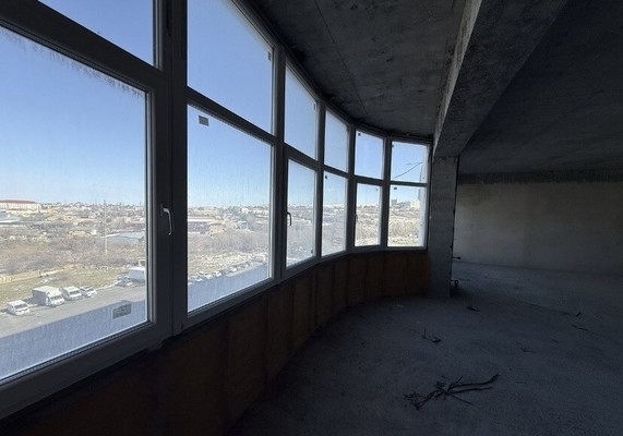 Продам однокомнатную (1-комн.) квартиру, Балаклавская ул, 41а, Симферополь г