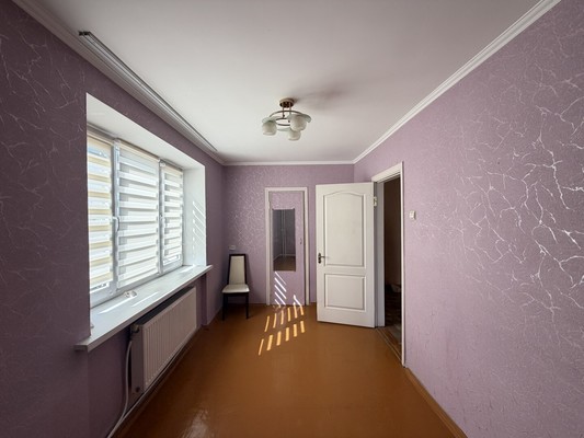 Продам двухкомнатную (2-комн.) квартиру, Севастопольская ул, 3/2, Симферополь г
