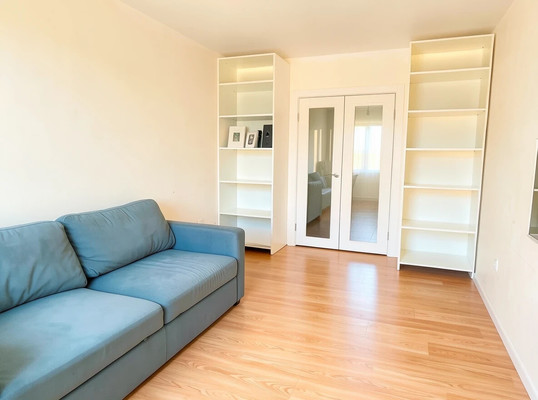 Продам трехкомнатную (3-комн.) квартиру, Дубравная ул, 29а, Казань г