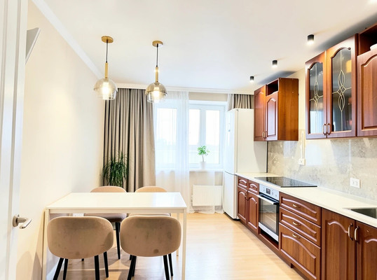 Продам трехкомнатную (3-комн.) квартиру, Дубравная ул, 29а, Казань г