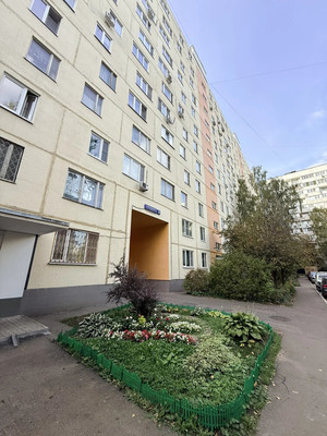 Продам двухкомнатную (2-комн.) квартиру, Алтуфьевское ш, 18, Москва г
