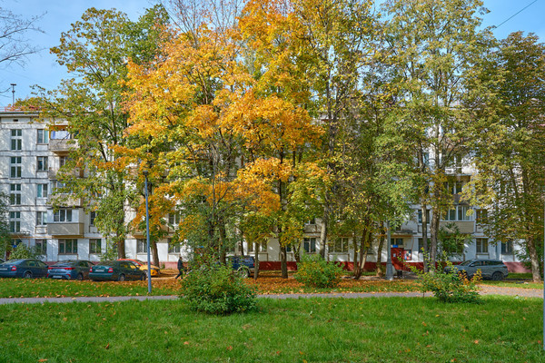 Сдам двухкомнатную (2-комн.) квартиру, Черноморский б-р, 13к2, Москва г