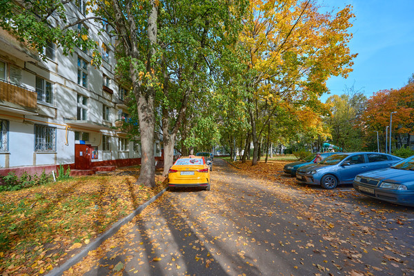 Сдам двухкомнатную (2-комн.) квартиру, Черноморский б-р, 13к2, Москва г