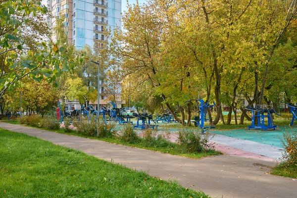 Сдам двухкомнатную (2-комн.) квартиру, Черноморский б-р, 13к2, Москва г
