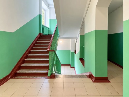 Продам двухкомнатную (2-комн.) квартиру, Измайловский б-р, 12, Москва г