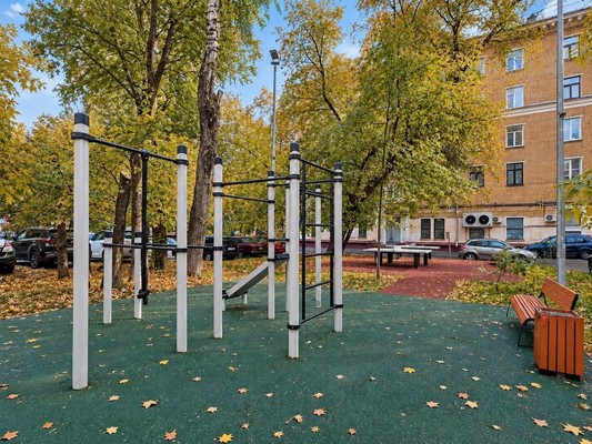 Продам двухкомнатную (2-комн.) квартиру, Измайловский б-р, 12, Москва г