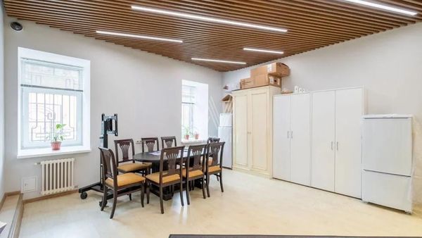 Сдам коммерческое помещение 1 162 м2, Трубная ул, 28 3, Москва г
