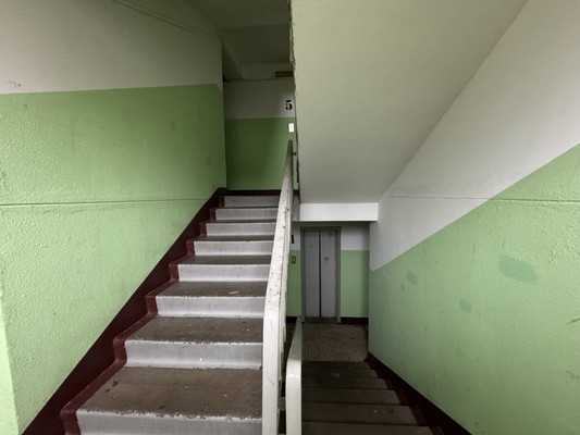 Продам двухкомнатную (2-комн.) квартиру, Кухмистерова ул, 13, Москва г