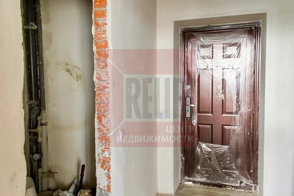 Продам двухкомнатную (2-комн.) квартиру, Фортовая дорога ул, 9, Калининград г