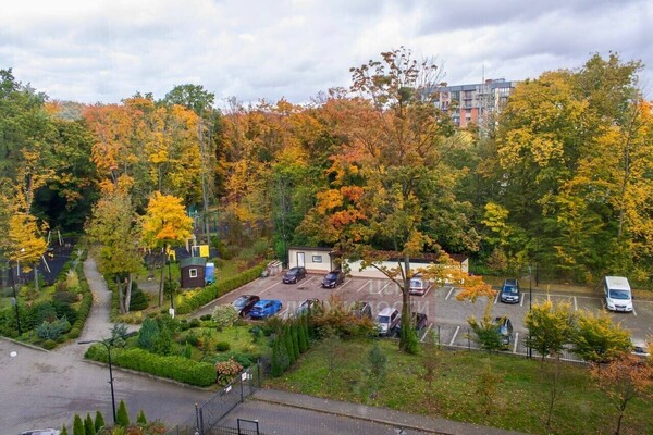 Продам двухкомнатную (2-комн.) квартиру, Фортовая дорога ул, 9, Калининград г