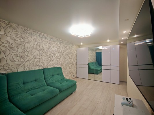Продам трехкомнатную (3-комн.) квартиру, Евдокима Огнева ул, 22Е, Санкт-Петербург г