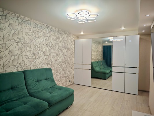 Продам трехкомнатную (3-комн.) квартиру, Евдокима Огнева ул, 22Е, Санкт-Петербург г