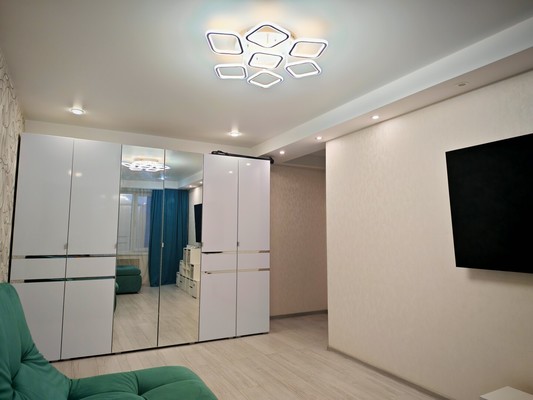 Продам трехкомнатную (3-комн.) квартиру, Евдокима Огнева ул, 22Е, Санкт-Петербург г