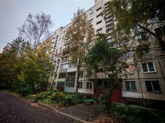 Продам трехкомнатную (3-комн.) квартиру, Евдокима Огнева ул, 22Е, Санкт-Петербург г