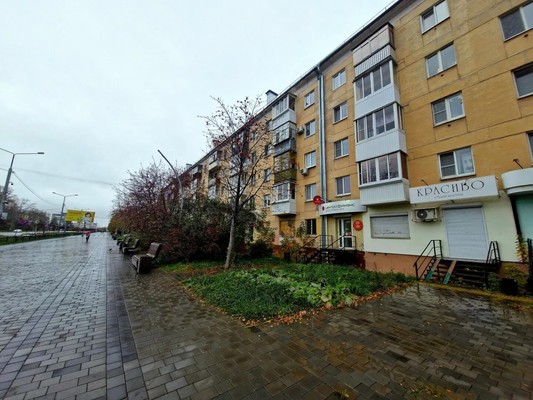 Продам двухкомнатную (2-комн.) квартиру, Ленинградский пр-кт, 77, Нижний Тагил г