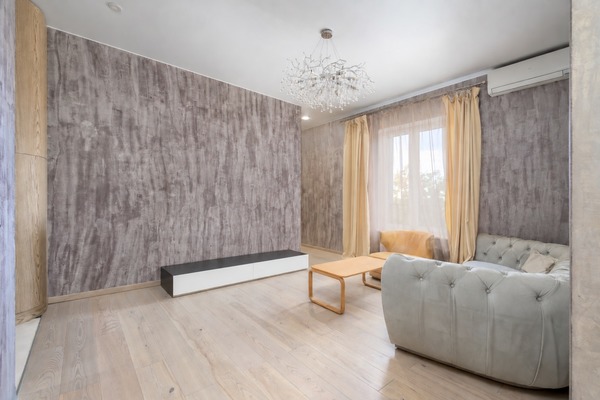 Продам трехкомнатную (3-комн.) квартиру, Гришина ул, 16, Москва г