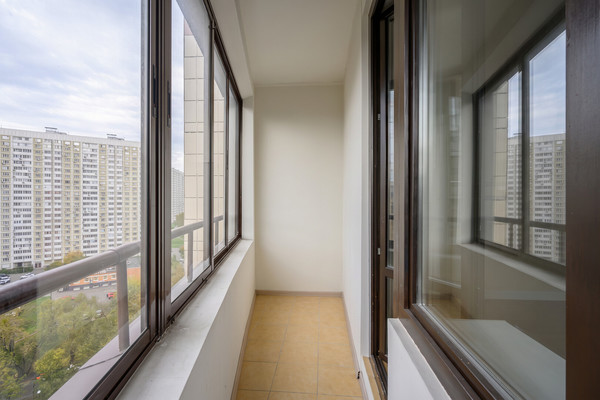 Продам трехкомнатную (3-комн.) квартиру, Давыдковская ул, 16, Москва г
