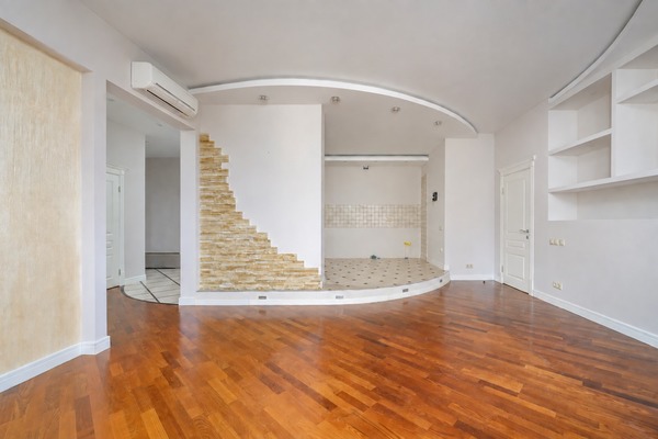 Продам трехкомнатную (3-комн.) квартиру, Давыдковская ул, 16, Москва г