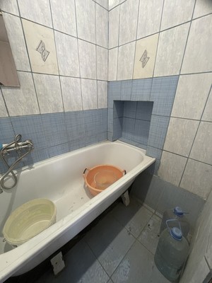 Продам двухкомнатную (2-комн.) квартиру, Суворовская ул, 57, Новороссийск г
