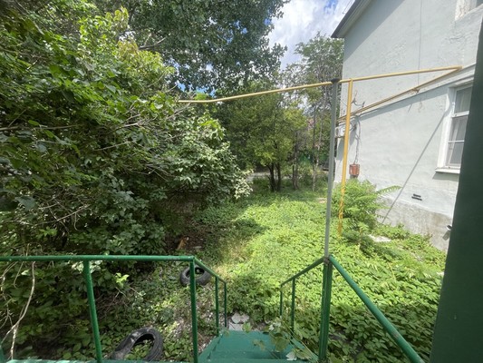 Продам двухкомнатную (2-комн.) квартиру, Суворовская ул, 57, Новороссийск г