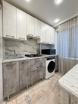 Продам трехкомнатную (3-комн.) квартиру, Кабардинская ул, 206, Нальчик г