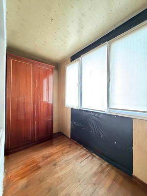 Продам трехкомнатную (3-комн.) квартиру, Кабардинская ул, 206, Нальчик г
