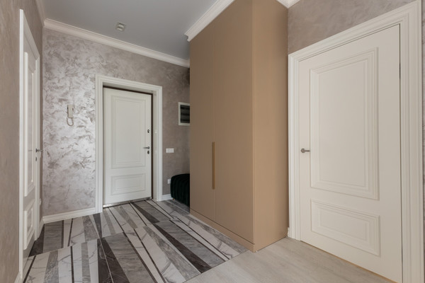 Продам трехкомнатную (3-комн.) квартиру, Достоевского ул, 1, Казань г