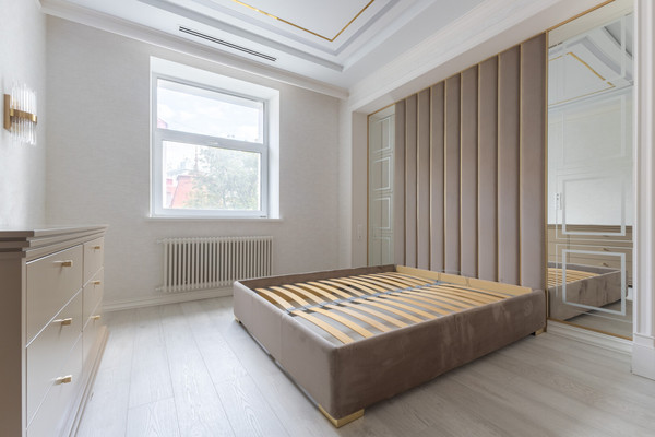 Продам трехкомнатную (3-комн.) квартиру, Достоевского ул, 1, Казань г