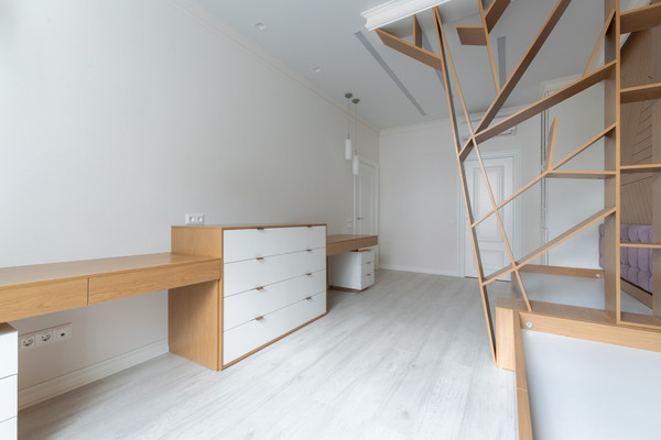 Продам трехкомнатную (3-комн.) квартиру, Достоевского ул, 1, Казань г