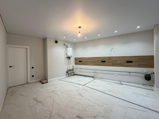 Продам трехкомнатную (3-комн.) квартиру, Тлостанова ул, 32, Нальчик г