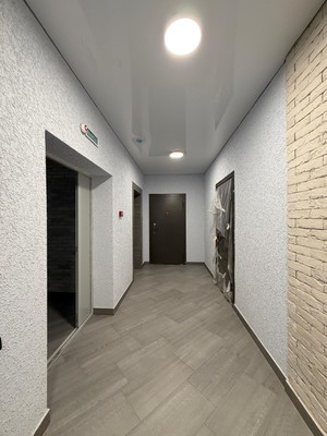 Продам трехкомнатную (3-комн.) квартиру, Тлостанова ул, 32, Нальчик г