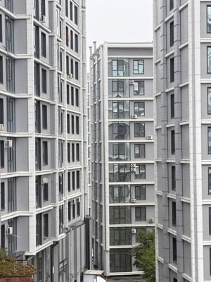 Продам трехкомнатную (3-комн.) квартиру, Тлостанова ул, 32, Нальчик г