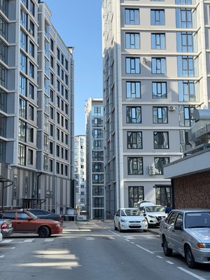 Продам трехкомнатную (3-комн.) квартиру, Тлостанова ул, 32, Нальчик г