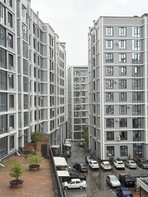 Продам трехкомнатную (3-комн.) квартиру, Тлостанова ул, 32, Нальчик г