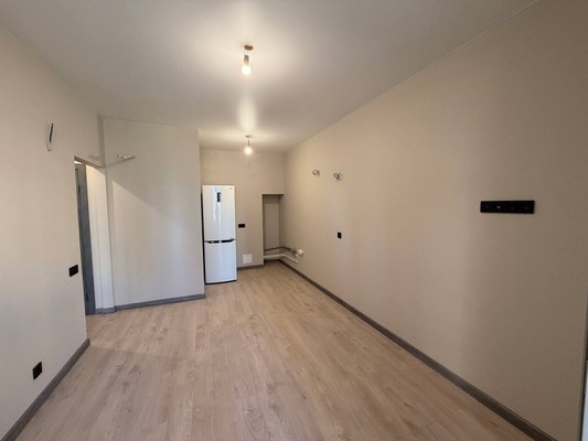 Продам двухкомнатную (2-комн.) квартиру, Крымской весны ул, 5к5, Мирное с