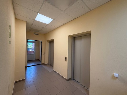 Продам двухкомнатную (2-комн.) квартиру, Крымской весны ул, 5к5, Мирное с