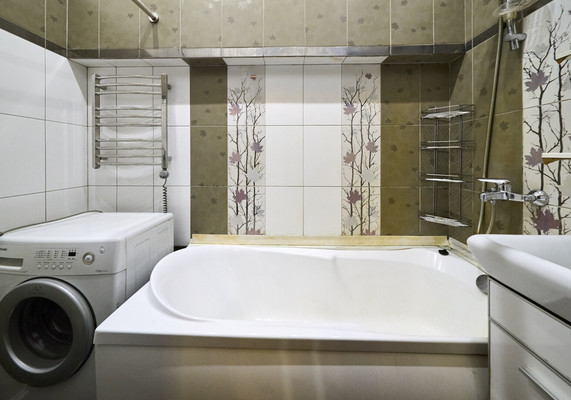 Продам трехкомнатную (3-комн.) квартиру, Пестеля ул, 11А, Санкт-Петербург г