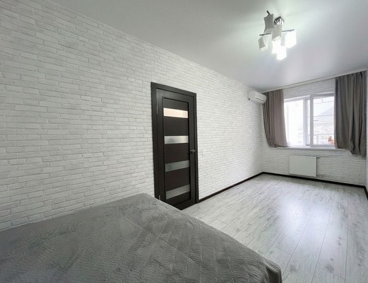 Продам двухкомнатную (2-комн.) квартиру, Шоссейная ул, 27к2, Мысхако с